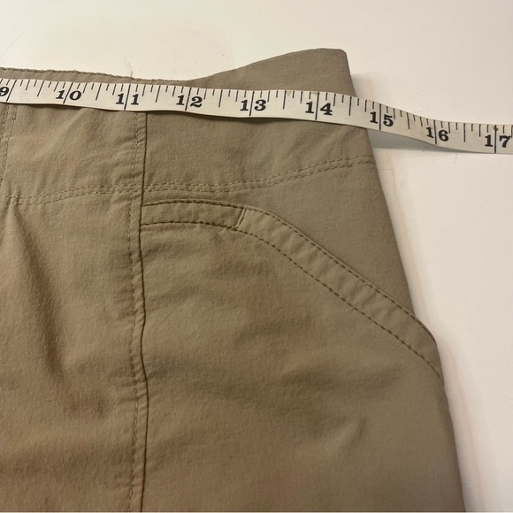 Mountain Hardwear Petra Pants Tan Nylon Stretch Hiking Climbing, Sz 4 - Picture 10 of 13